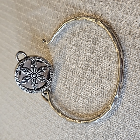 Fossil Purple Crystal Bracelet - Picture 10 of 10